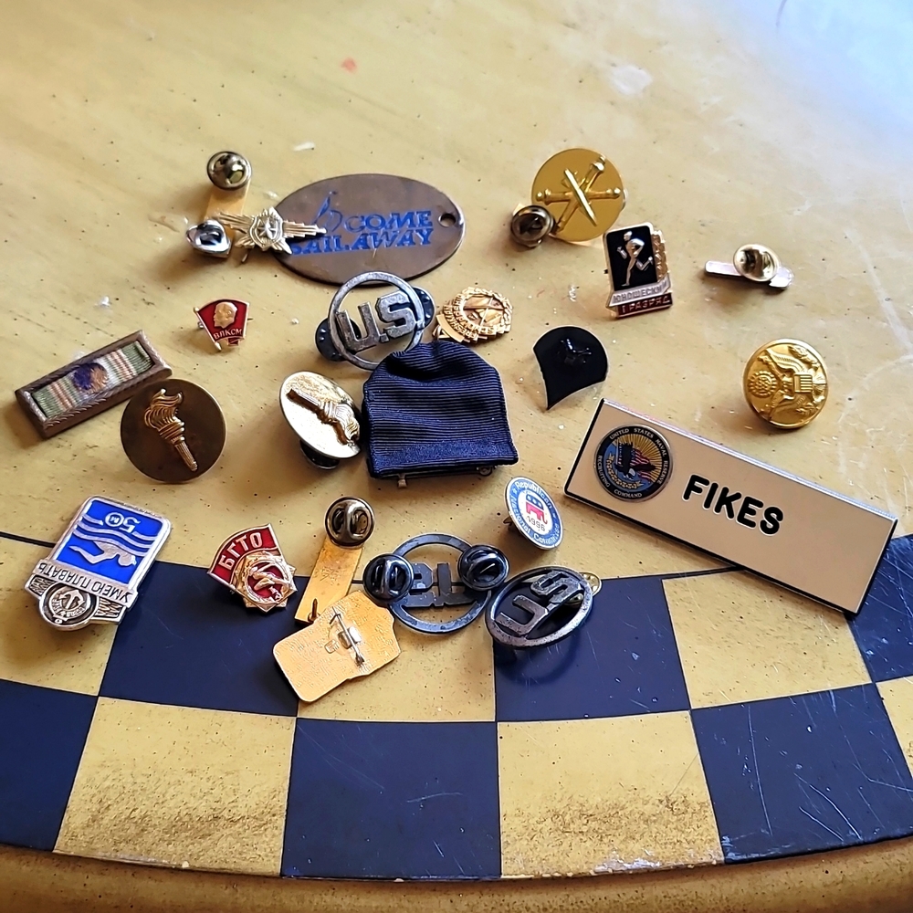 Military pins and button
